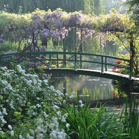 Maison Climatisee Avec Jardin Вернон Экстерьер фото